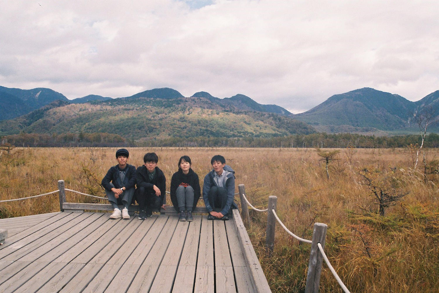 シンプルな美しさの中に感じる個性「tiny yawn」