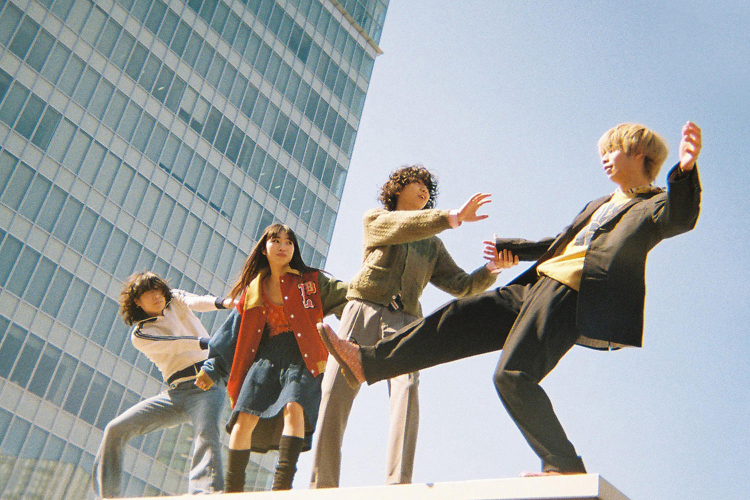 繊細な感情を逃さず掴み、未来への希望を描くバンド「東京少年倶楽部」