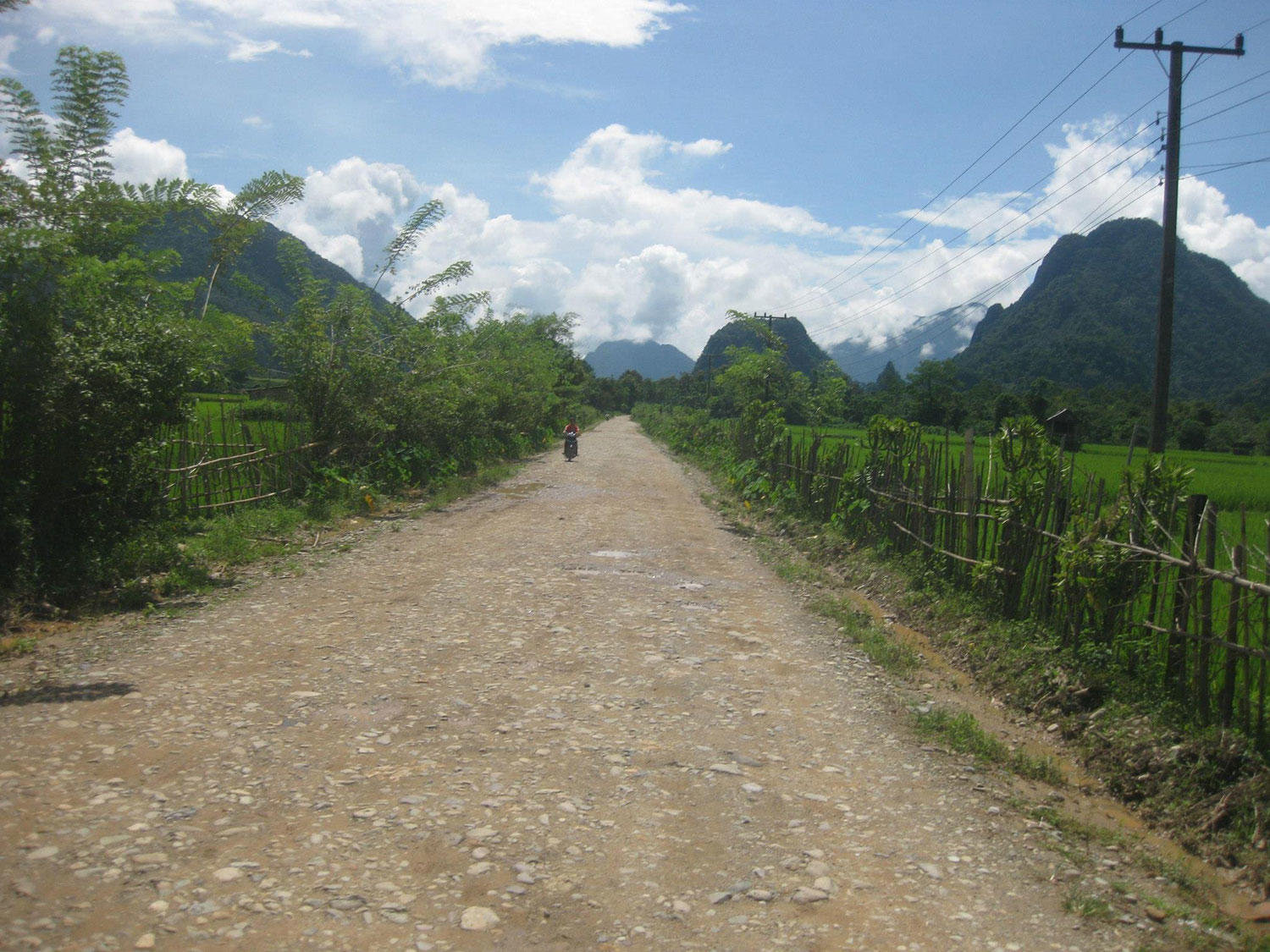 asagaya_Vang_Vieng_1500.jpg