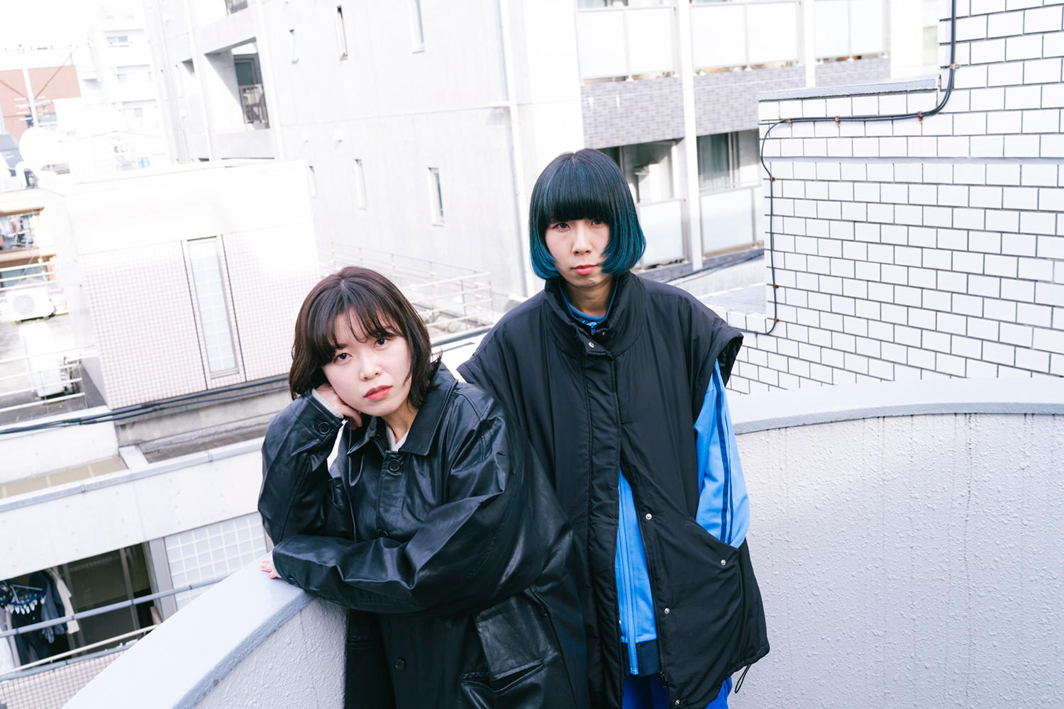 sayuri（G/Vo）とmie（Dr/Cho）で活動中のロックバンド・キンヨウノヨル、新曲「フェイクニュース」デジタルリリース！
