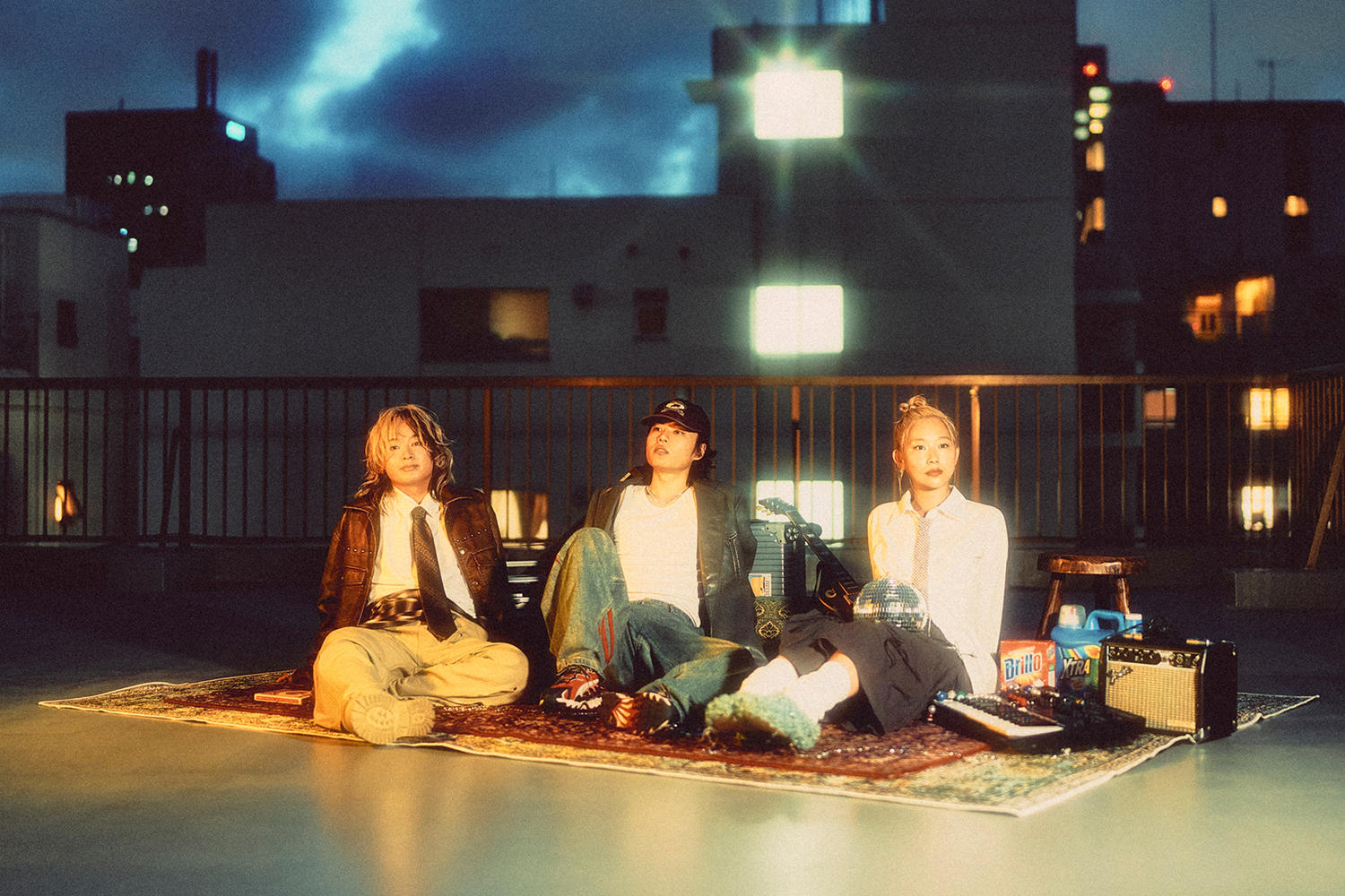 注目の日韓3人組プロジェクト「DURDN」、8月27日に新曲「JellyFish」リリース＆新アーティスト写真を本日公開