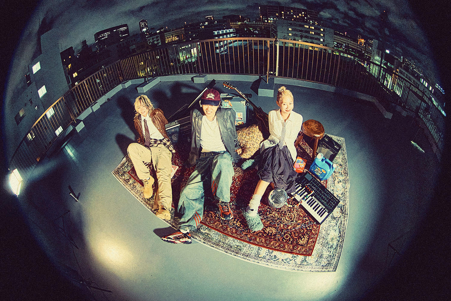 DURDN、自身初のビルボードライブ公演を収めたライブ盤をリリース