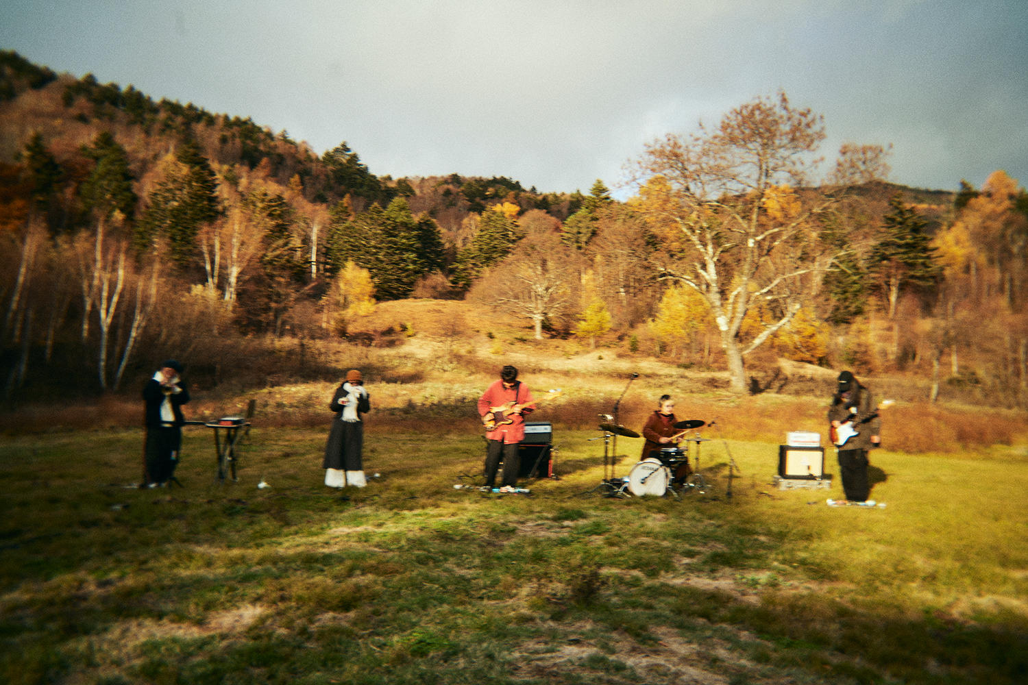 和田彩花らによるLOLOET、初のアルバム「環響音」2026年1月14日リリース＆新曲「La fete（祝祭）」LIVE MV公開！