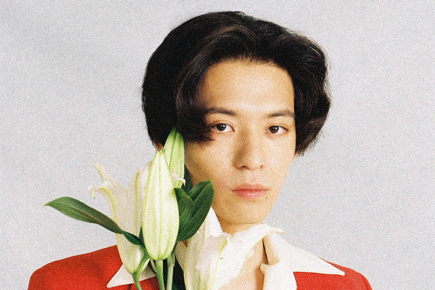 ニシ ナオキ、新インディーレーベル「sen records」から春の新曲「枇杷の花」リリース&新ビジュアル公開！