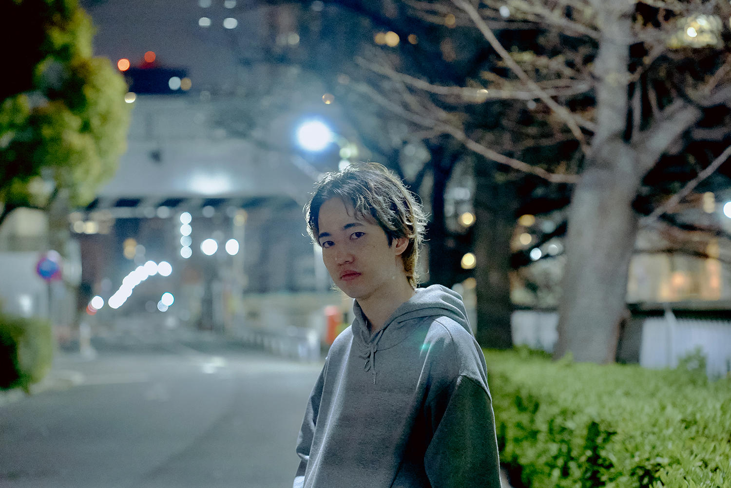 茅根信一郎のソロプロジェクト・FLANKRE、新曲「リバーサイド」の新アレンジを公開し「完全版」としてリリース！ 