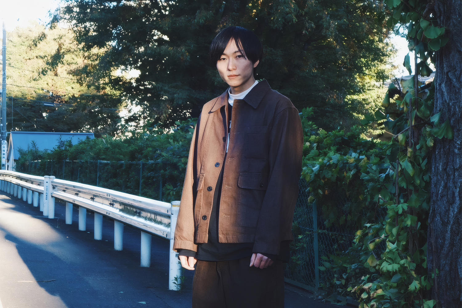 ベーシスト田中寿和によるソロプロジェクト・HEUGE、物事の始まりと終わりに揺れる心情を描いた新曲「外干し」リリース