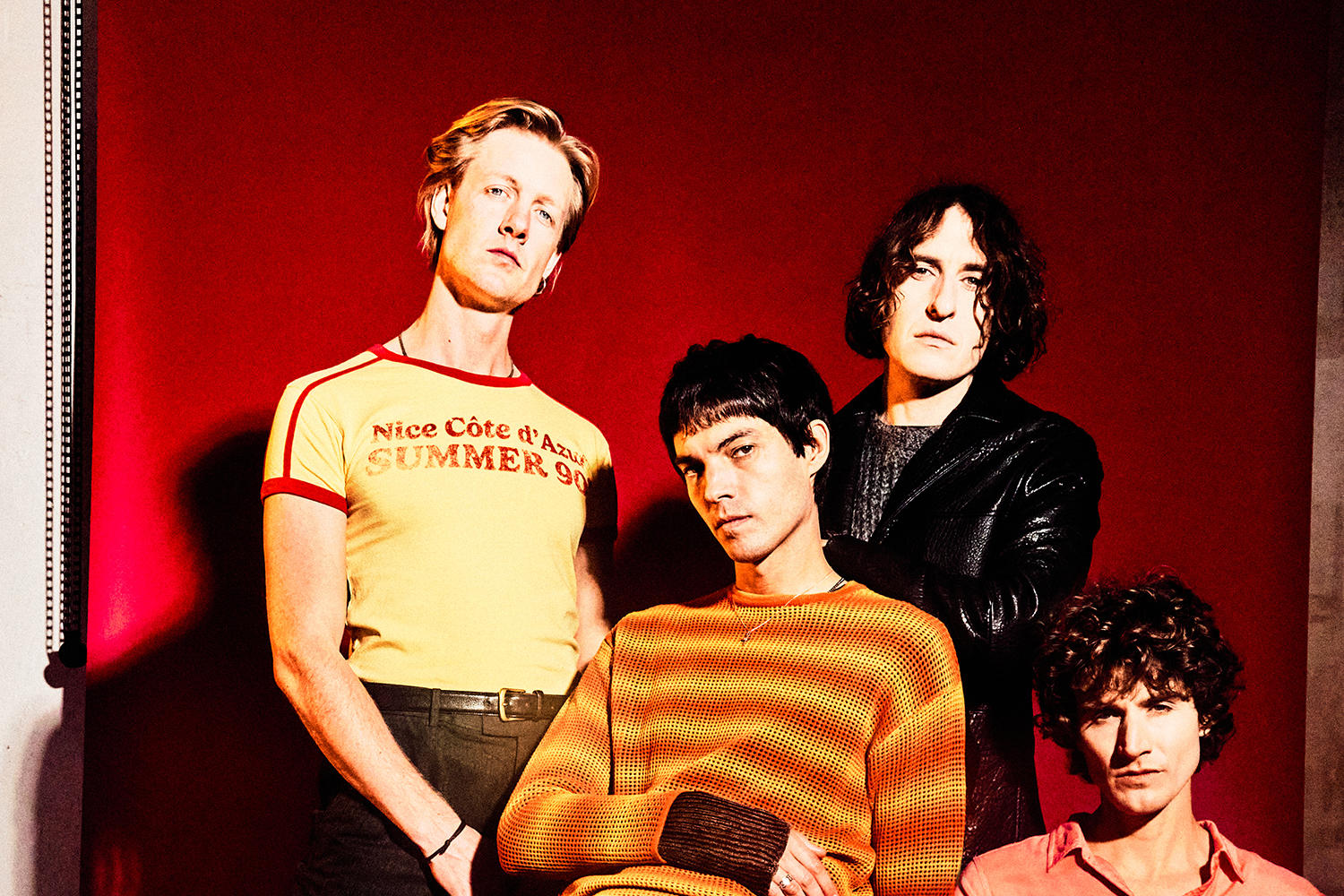 イギリス・ケタリング出身のTemples、ドリーミー&エレクトリックなニューシングル 「Blue Flame」リリース&リリックビデオ公開！