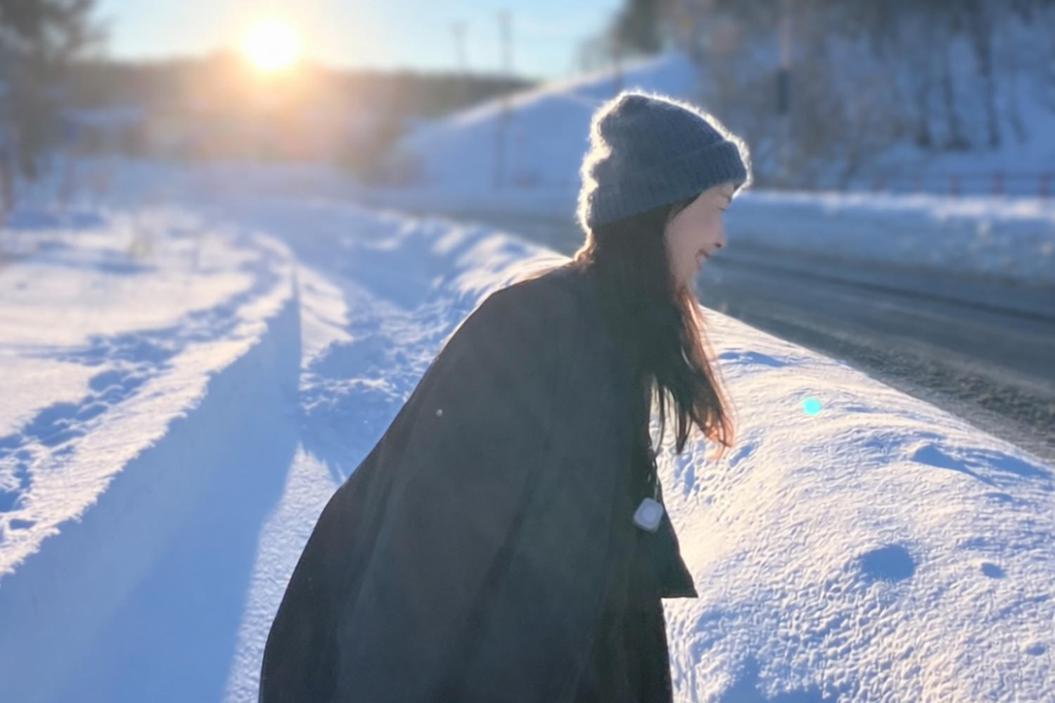 阿部芙蓉美、約1年ぶりの新曲「KARAOKE」を1月21日に配信リリース＆新アー写も公開！