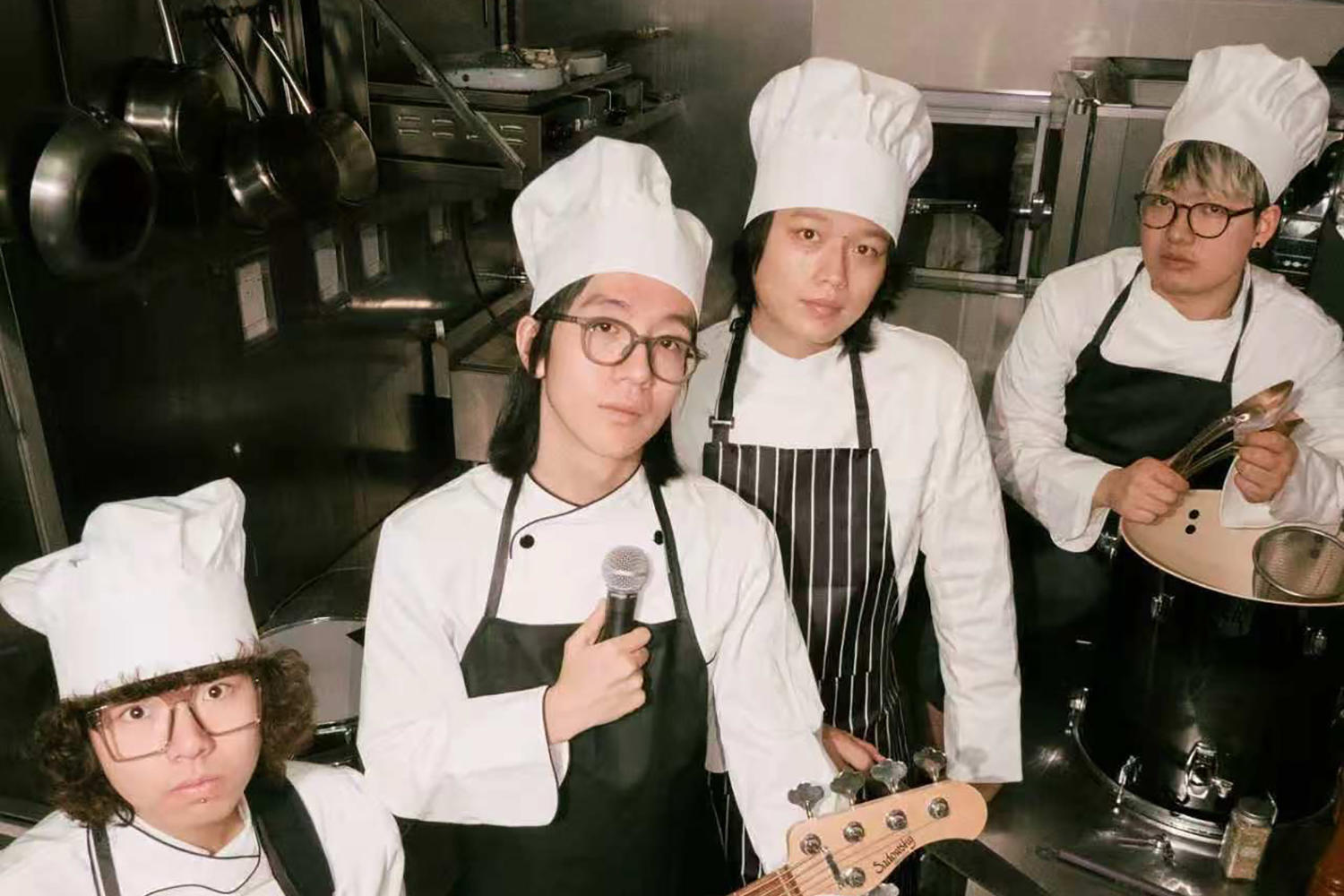 中国・成都発のオルタナティヴ・ロックバンド鬼冢猫 Great John's Cat、新作EP「香料、水果、回鍋肉」リリース！