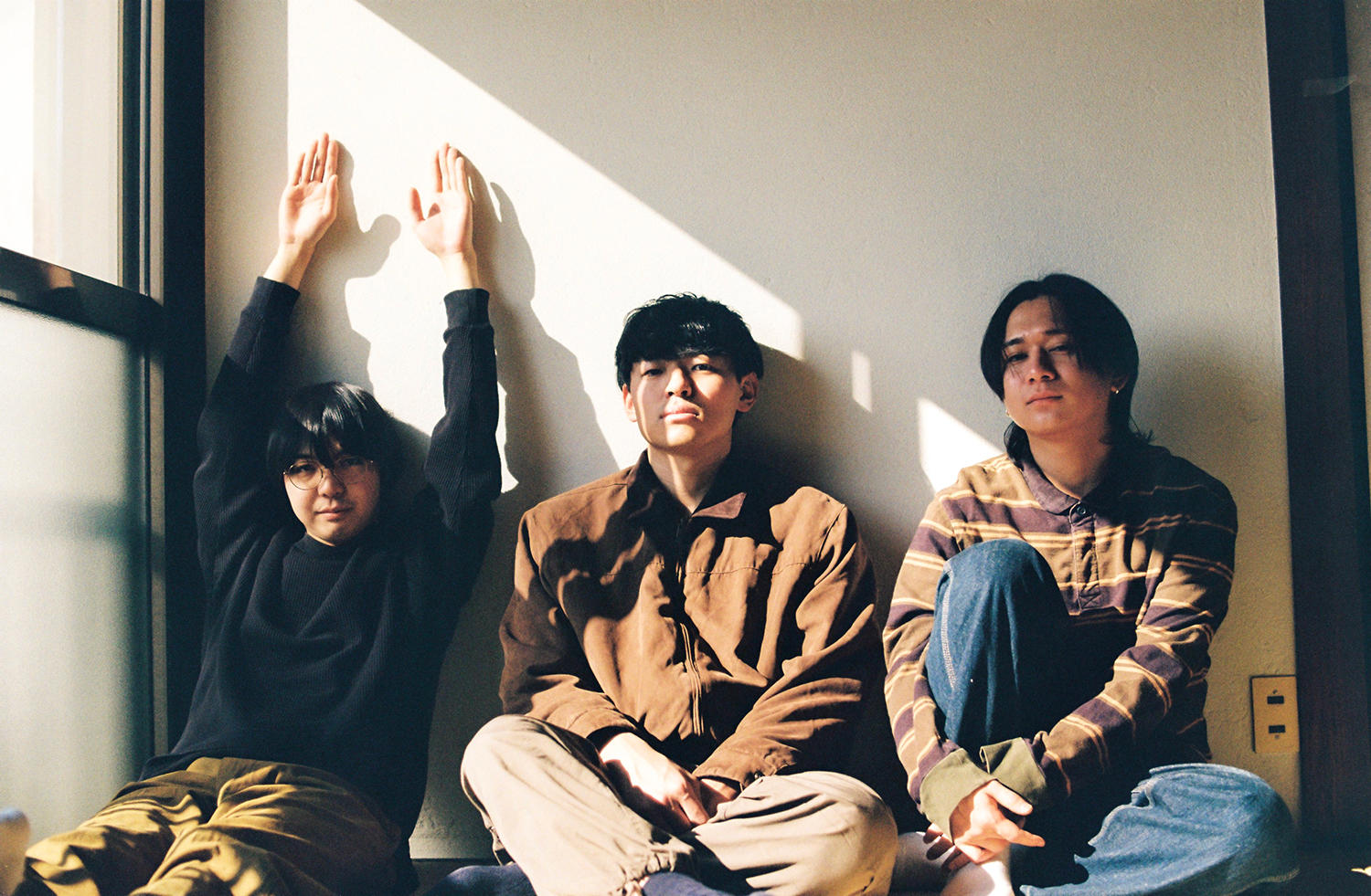 年齢バンド、6曲入りEP「逃げても影がいる」6月10日にリリース＆初のリリースツアー開催決定！ 