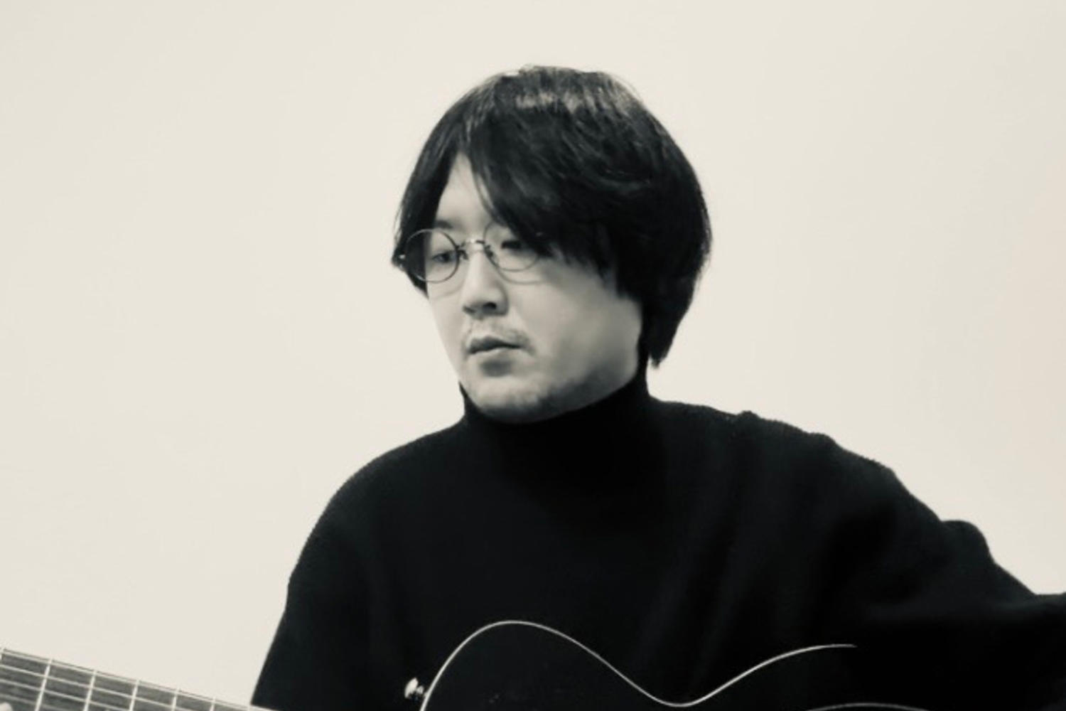実験音楽バンド黄鶯睍睆（uguisu-naku）を主宰する藁科佑輝、ソロ名義による1stシングル「君は鏡」配信開始！