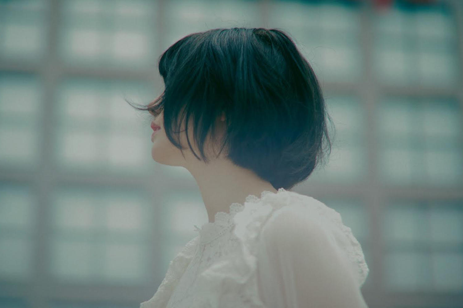 紺野メイ、3年ぶりの新曲「愛と光を抱きしめて」リリース＆5月27日に自主企画ライブ「ether vol.3」開催