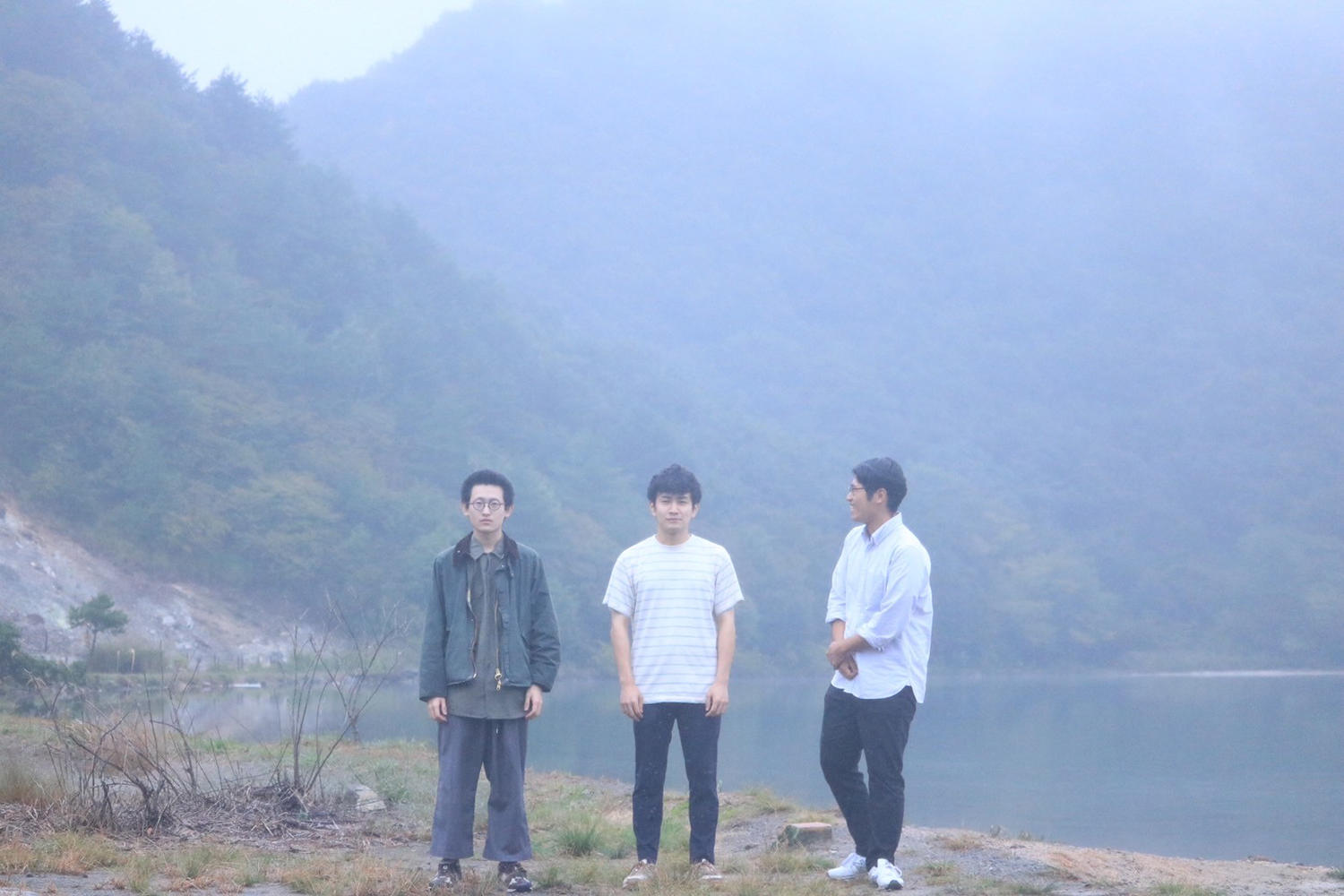 東北大学軽音楽部アステロイズで結成された3ピースドジバンド・ミクロ菩薩、1stEP「難解な祈り」リリース!