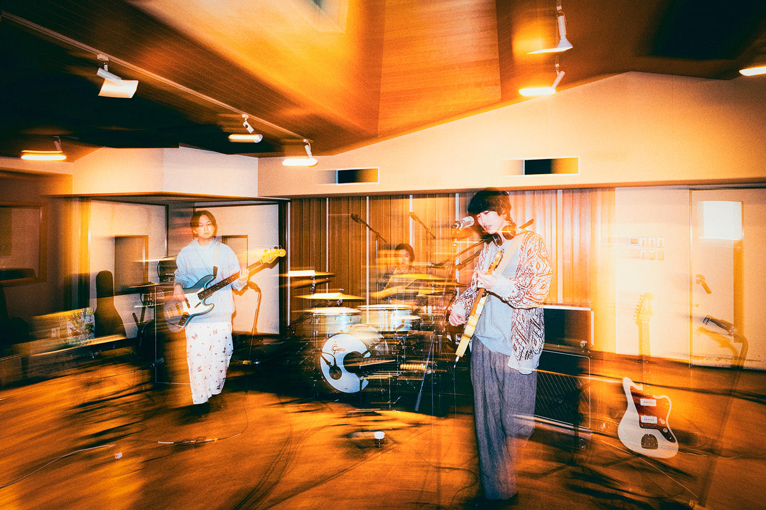 再始動後初のワンマンライブを完遂したplenty、新曲「ってかさあ」サプライズリリース＆全国ワンマンツアー追加公演決定！