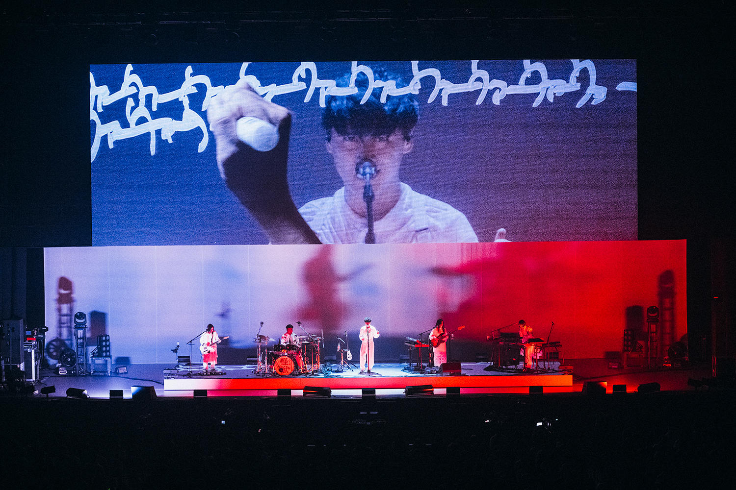sakanaction_02_photo_takehiro_goto.jpg