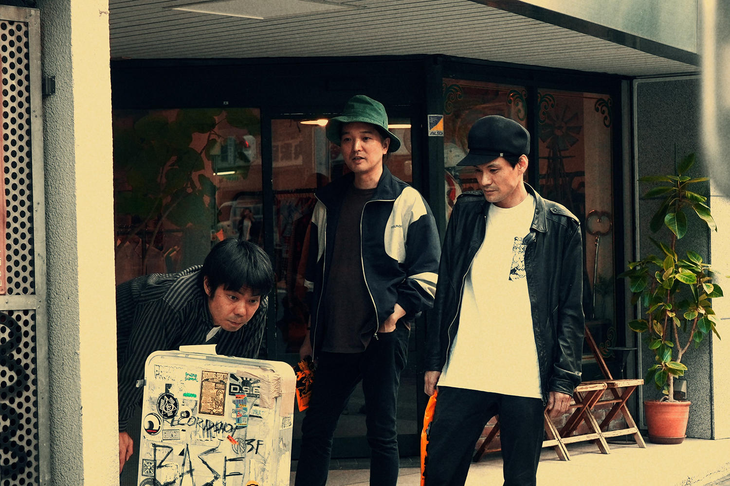 worst taste、新作音源&MV「Bastard City」リリース！