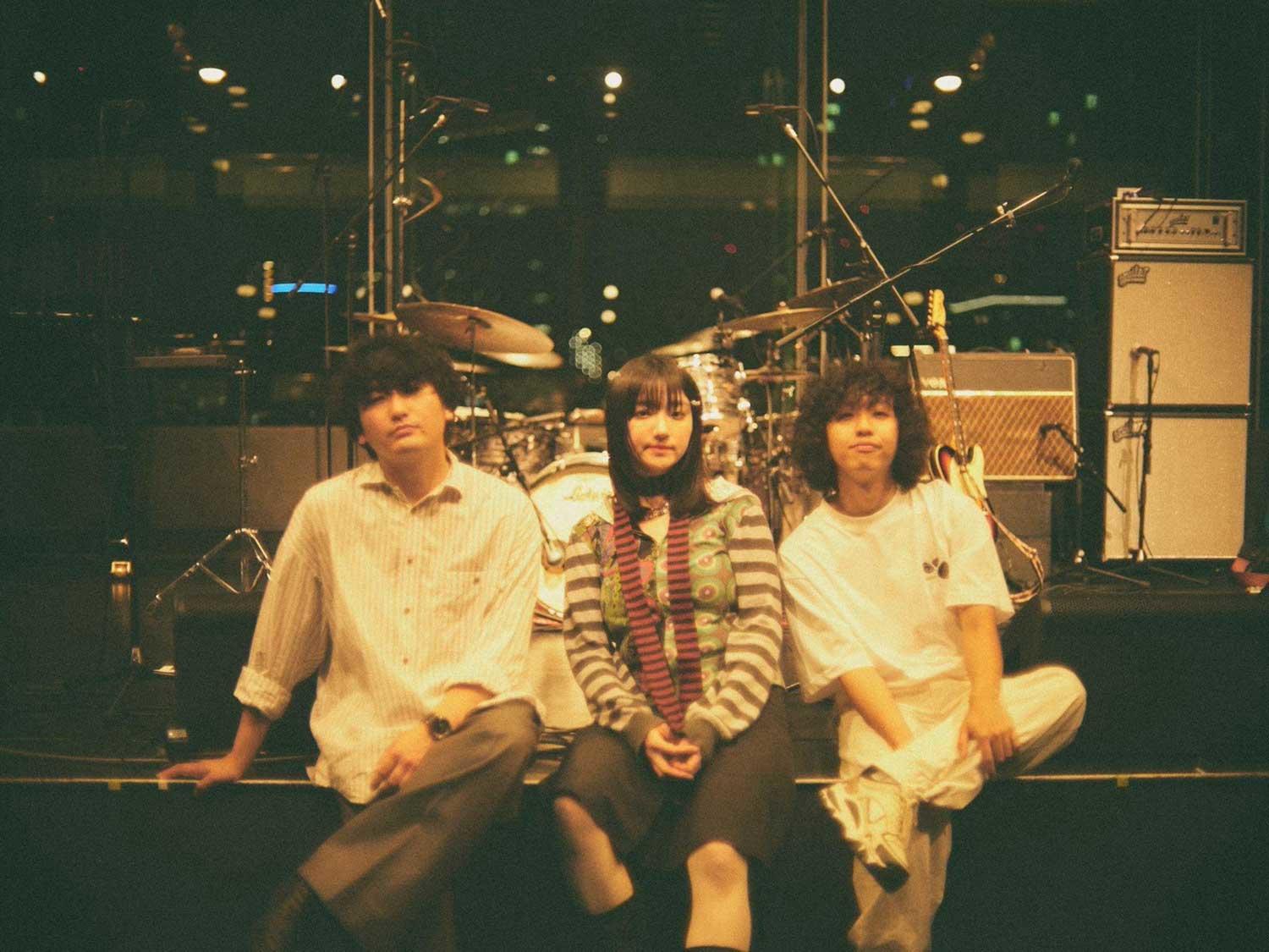 ldr_roomh_260902.jpg
