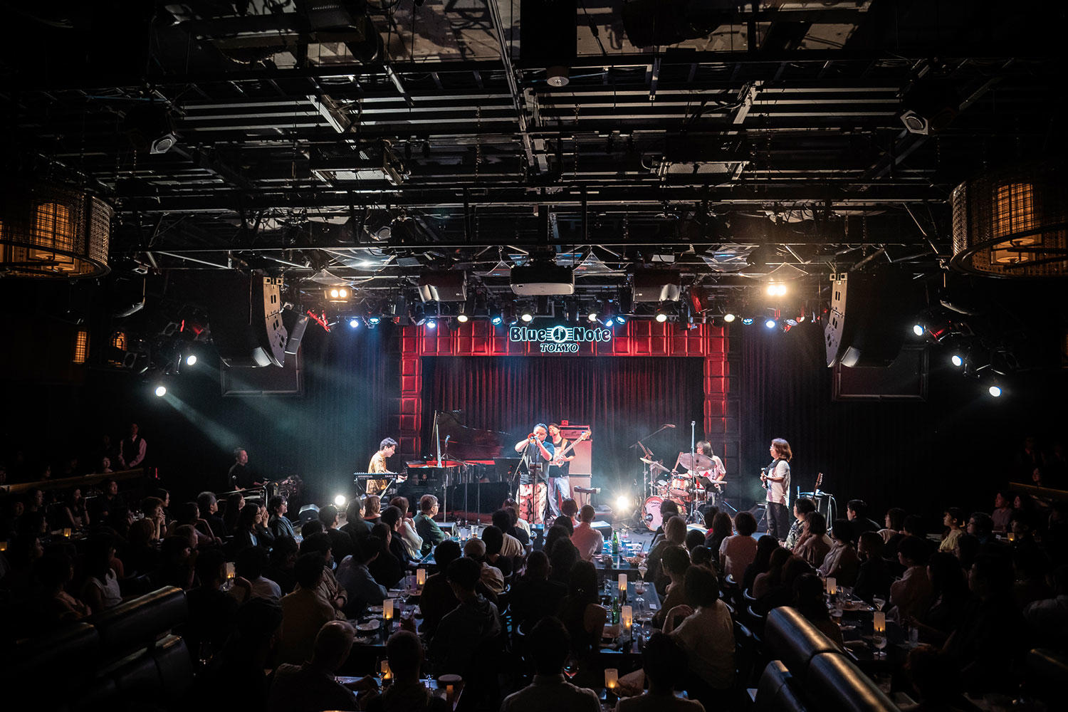 音源とは異なるアレンジや演奏が際立つ、生ならではの醍醐味が凝縮されたライヴ　- 佐瀬悠輔、BlueNoteTokyo公演ライブレポート