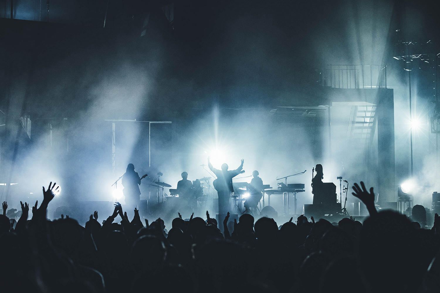 サカナクション、コロナ禍を乗り越え新しいフェーズに突入した「SAKANAQUARIUM アダプト TOUR」最終公演