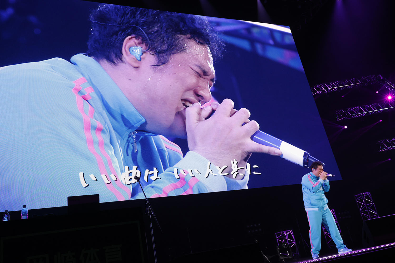 岡崎体育、2019年の＜さいたまスーパーアリーナ＞以来となる関東単独公演「めっちゃめちゃおもしろライブ」開催