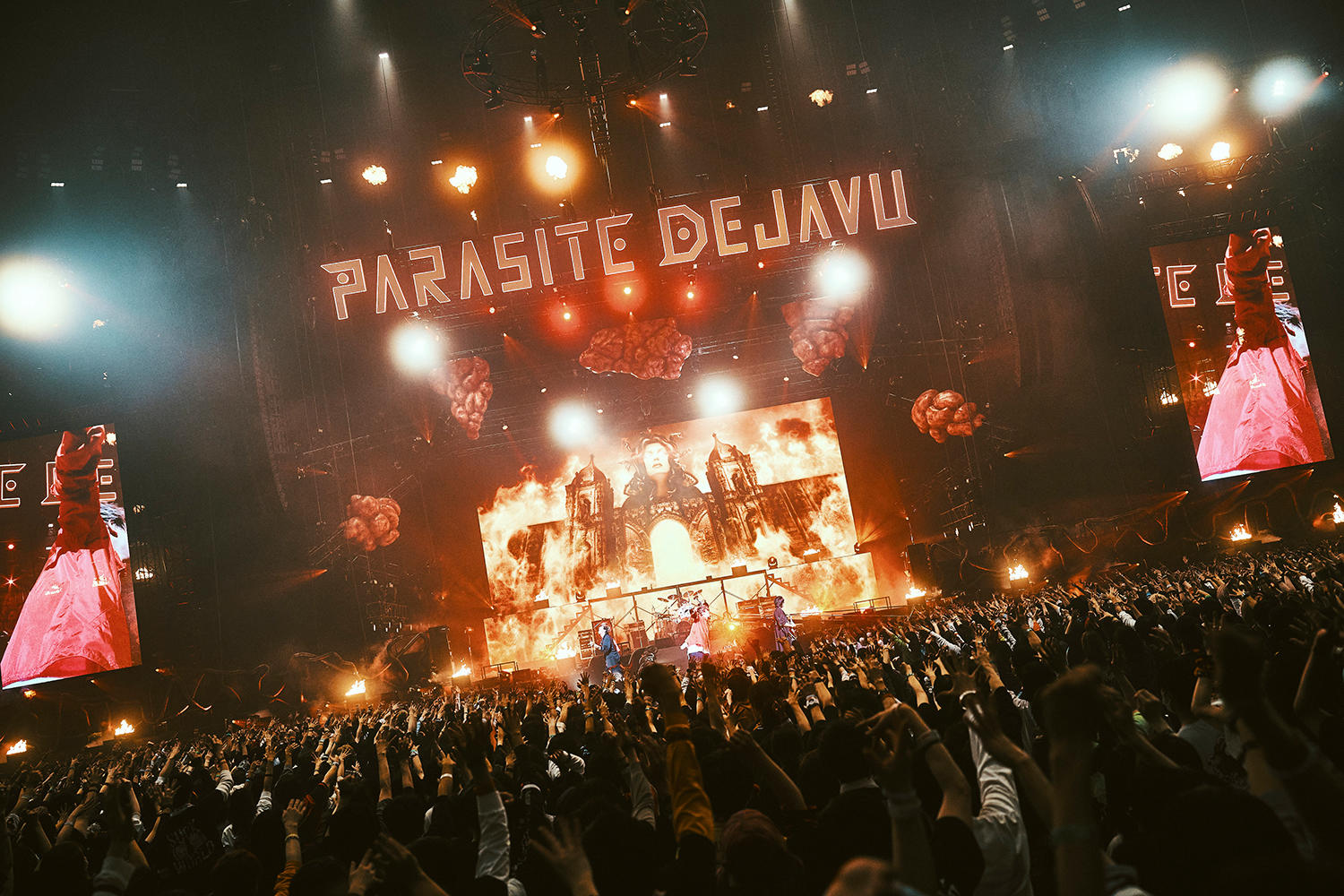 THE ORAL CIGARETTES、悲願のたまアリワンマン実現。『PARASITE DEJAVU 2022』1日目をレポート!
