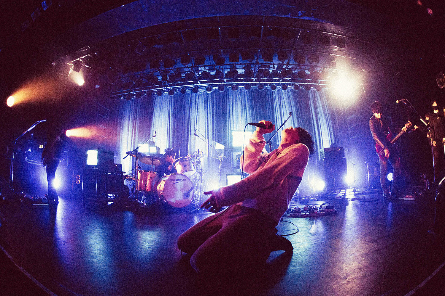 コロナ禍で駆け抜けたLAMP IN TERRENワンマンツアー2020「Progress Report」ファイナル公演