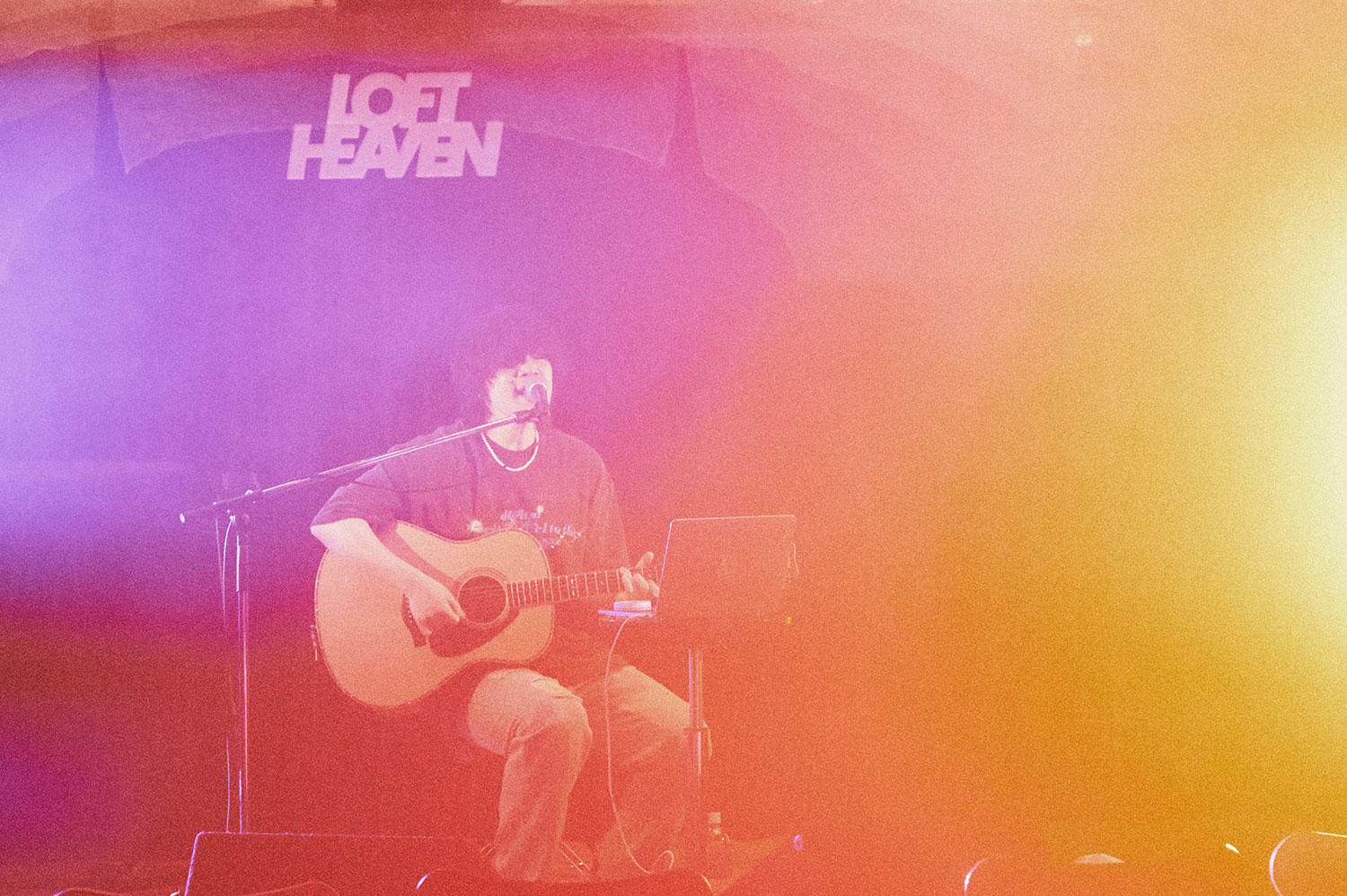 黒川侑司、初の弾き語りソロツアーで魅せた人となりと豊かな表現力。